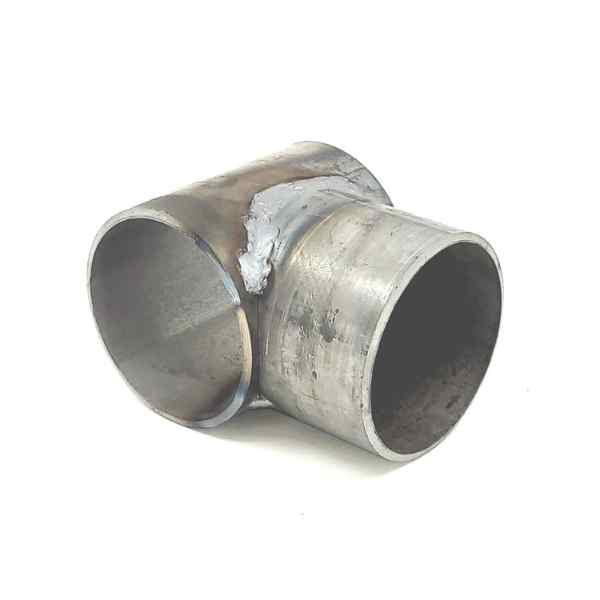 Photo of a top rail sleeve connector for pipe fence. These no weld pipe connector slides on top of fence post to complete your top rail fence. Shop bulletfence.com to buy yours today! 